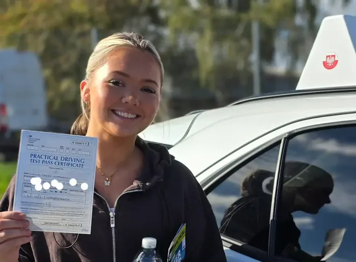Sienna — passed her driving test with D4Driving